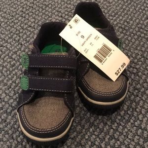 NWT Blue and Green Tennis Shoes with Memory Foam